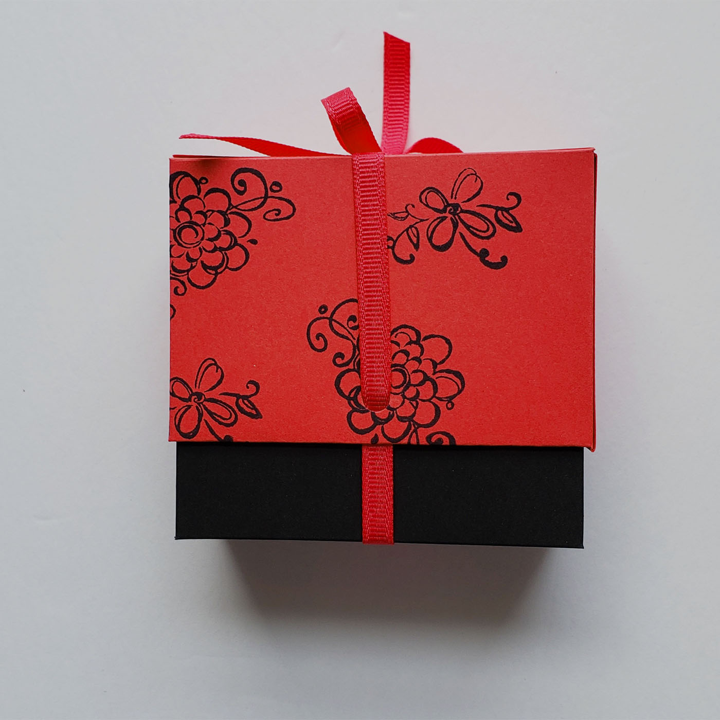 Elegant Stamped Pink & Black Rectangle Boxes with Ribbons Set of 6 - Image 3