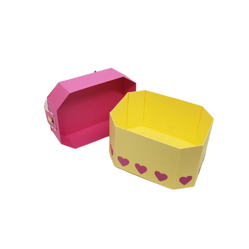 HEXAGON BOX WITH SCALLOPED HANDLE - Image 2